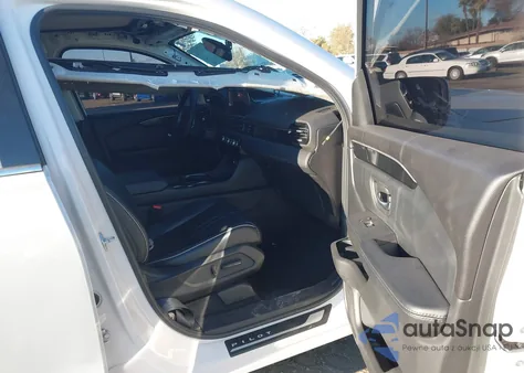 2024 Honda Pilot Elite z USA, uszkodzony, nr VIN 5FNYG1H82RB033465